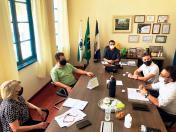 Reunião na prefeitura de Cerro Azul