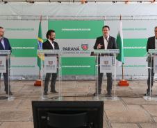 Governador anuncia pacote de R$ 1 bilhão para preservar os empregos