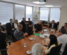 Fomento Paraná dá início a operações com Correspondentes e, associações comerciais