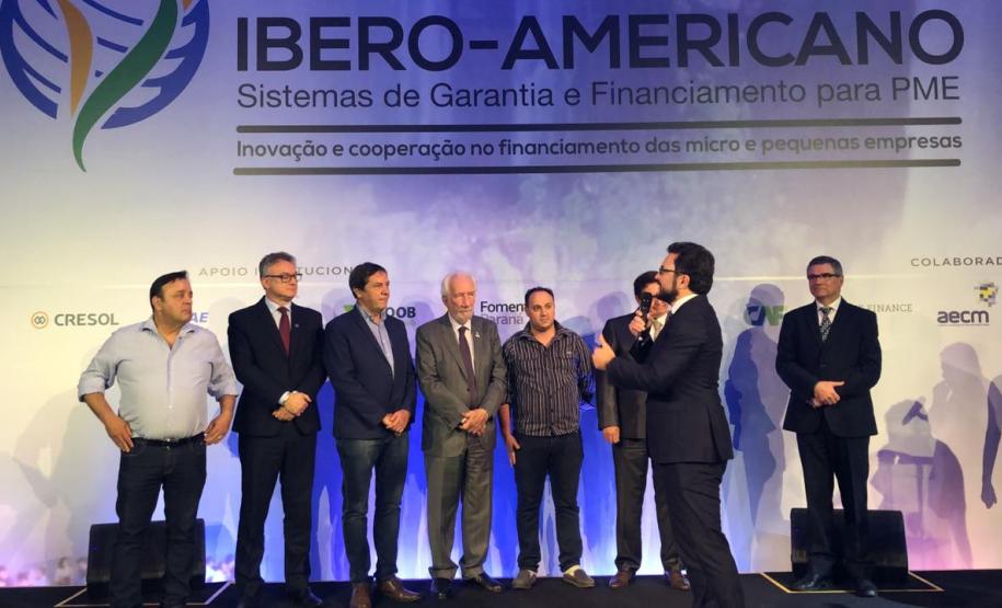 Fomento Paraná e SGC Central criam nova linha de crédito durante o XXIV Fórum Ibero-americano de Sistemas de Garantia e Financiamento para Micro, Pequenas e Médias Empresas, realizado em Foz do Iguaçu