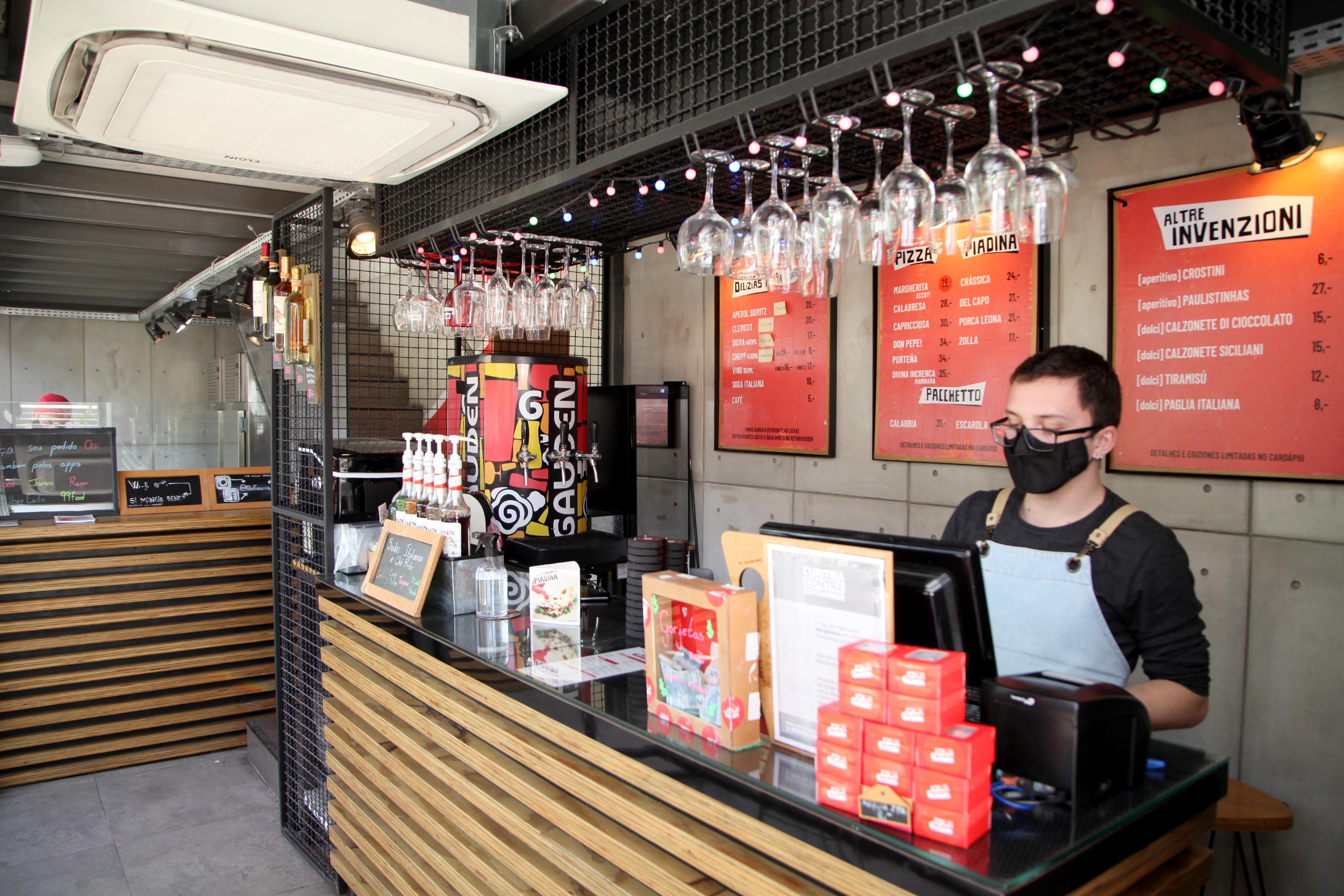 Com crédito novo e prorrogação de prazos, Paraná atenua crise econômica durante a pandemia