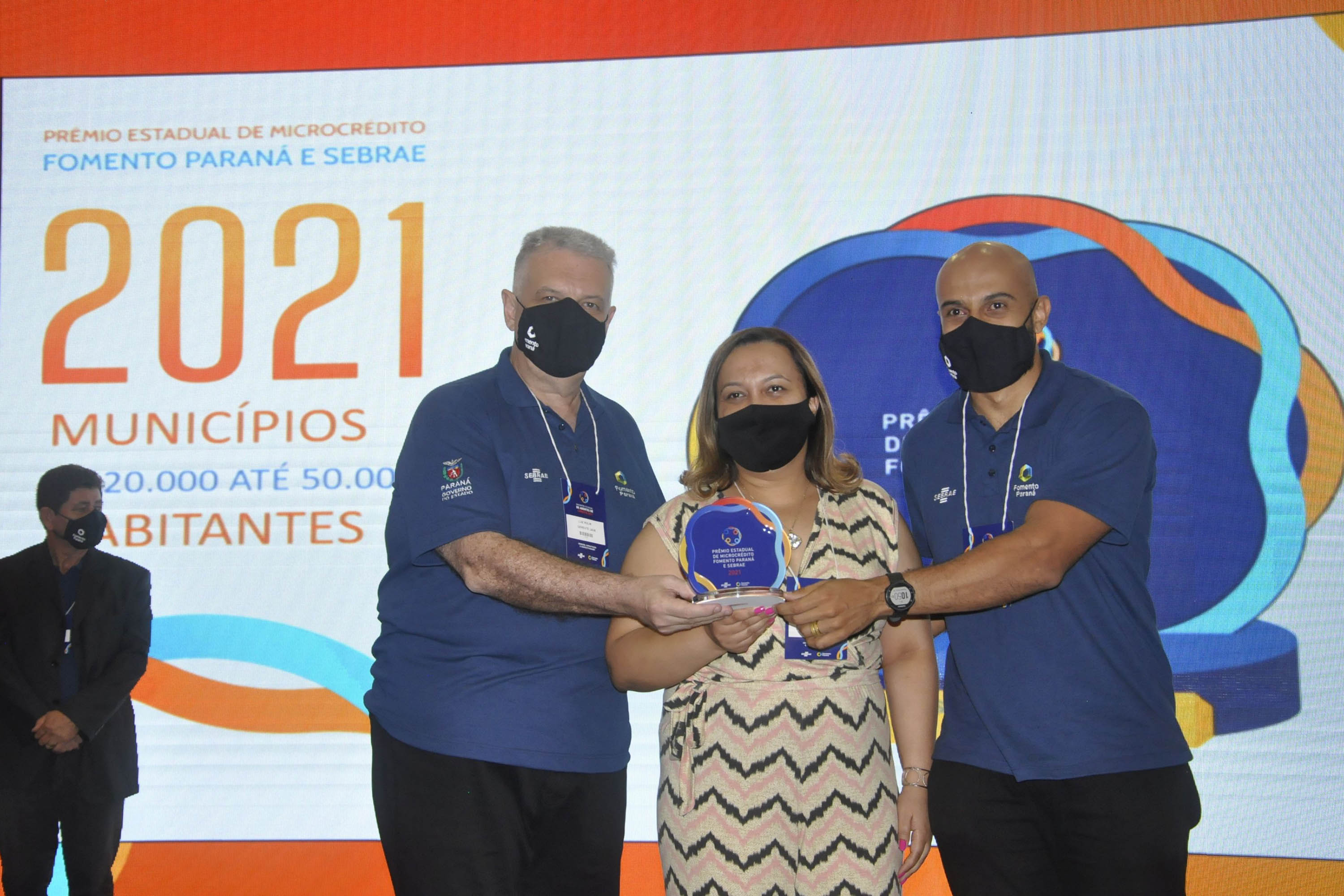Entrega de Troféus do Prêmio Estadual de Microcrédito Fomento Paraná e Sebrae 2021 - Cambará