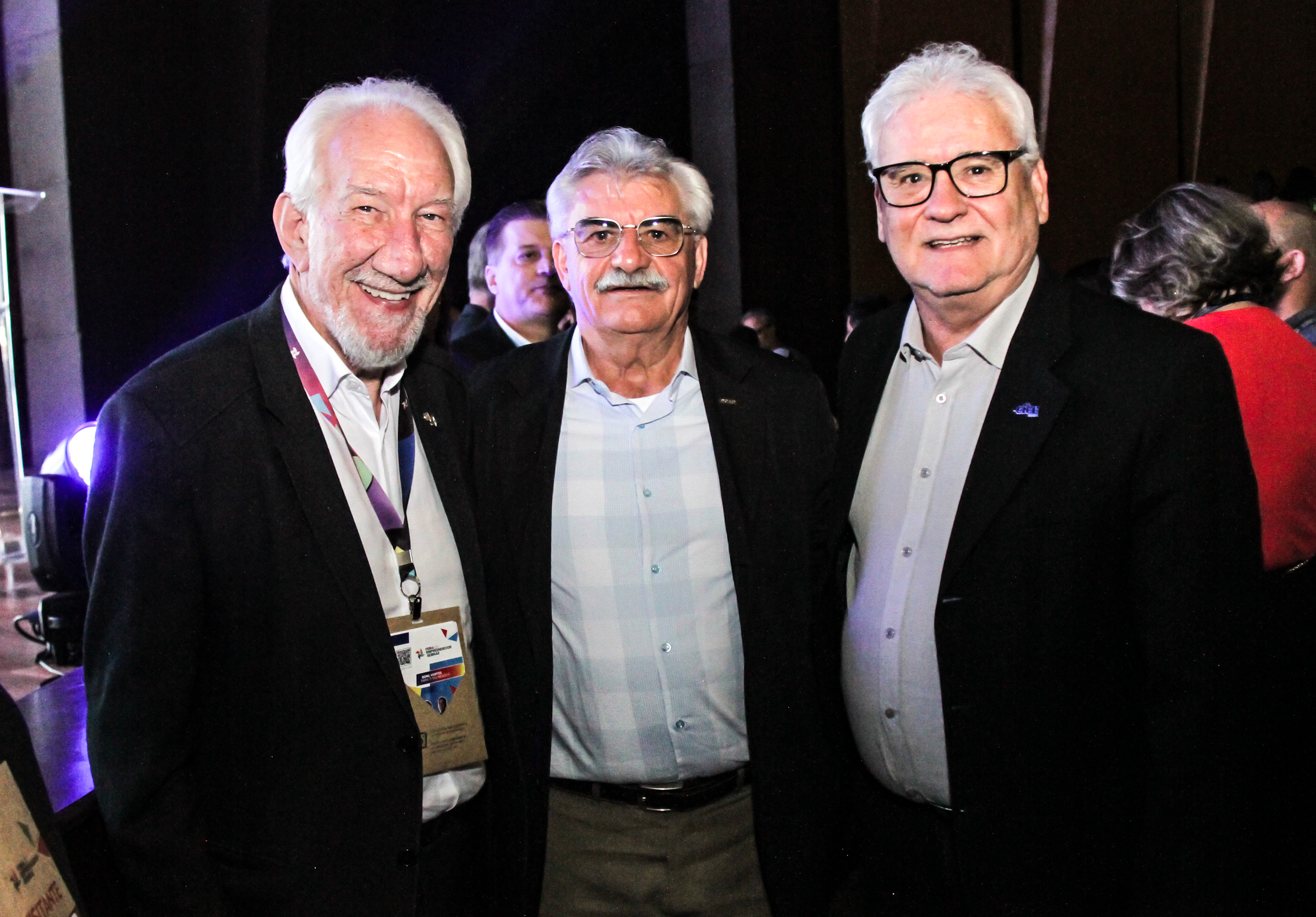 O vice-governador Darci Piana anunciou nesta quinta-feira (11), durante a abertura da Feira do Empreendedor Sebrae 2025, em Curitiba, a unificação e redução das taxas de juros para linhas de microcrédito e capital de giro disponibilizados pela Fomento Paraná para pequenas empresas.