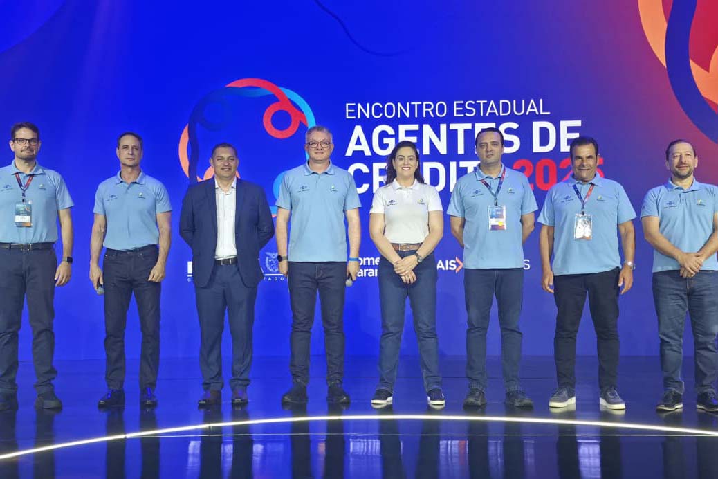 Encontro premia municípios e evidencia o papel do crédito no fortalecimento de micro e pequenas empresas