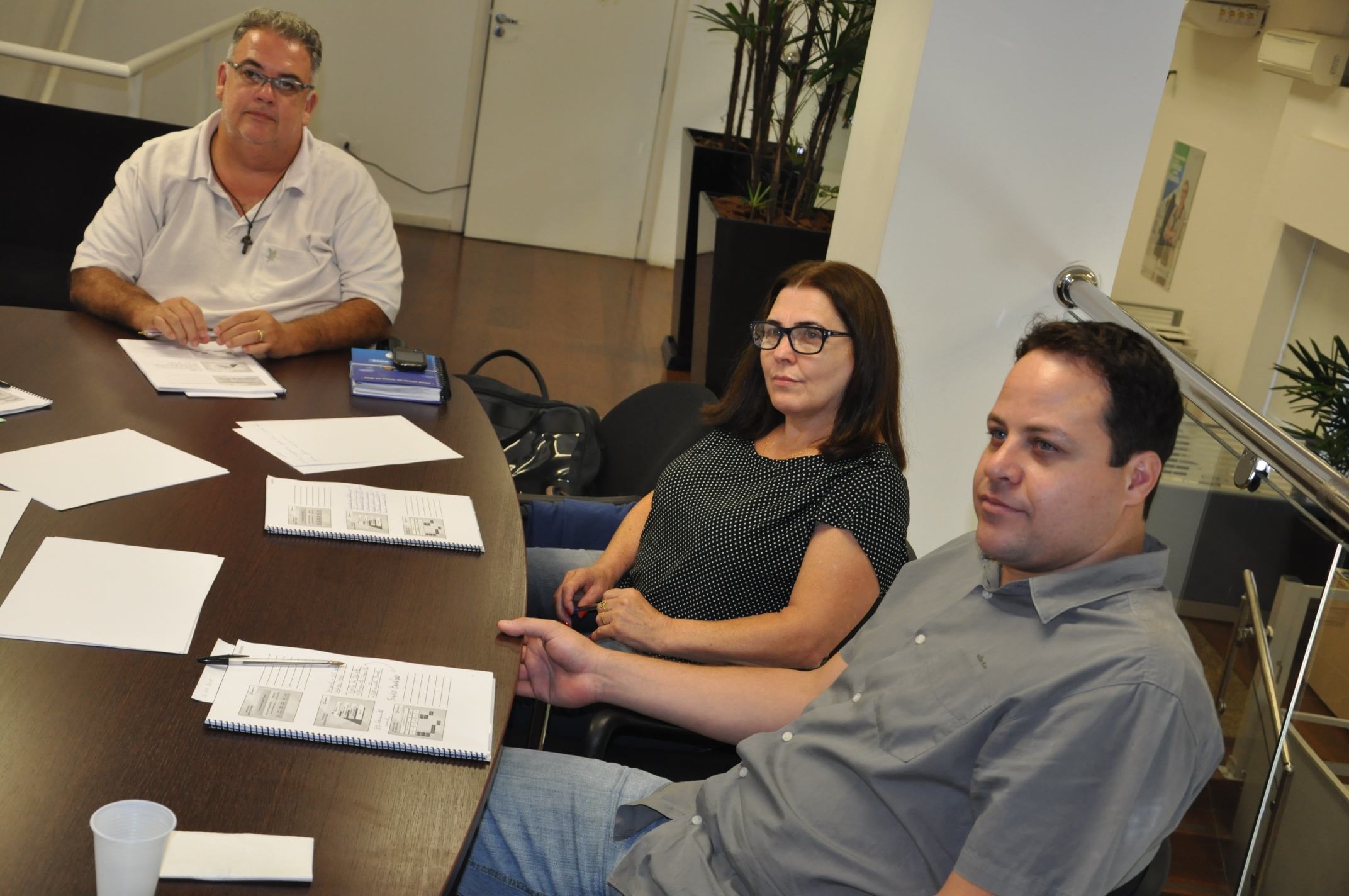 Novos agentes de Curitiba, Carlópolis, Mangueirinha, Quatro Barras e Santo Antônio da Platina participam de uma turma especial de treinamento nesta semana na sede da Fomento Paraná.