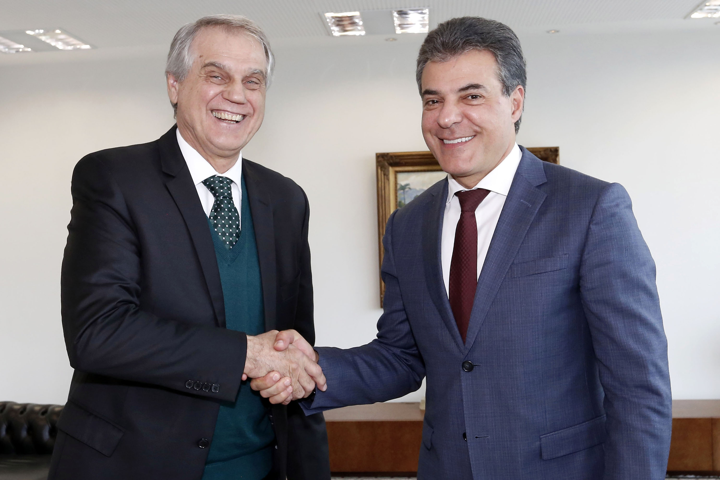 O presidente da instituição, Vilson Ribeiro de Andrade, e diretores executivos apresentaram as linhas de trabalho. Será dado prosseguimento às políticas de apoio aos municípios e às micro, pequenas e médias empresas.