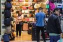 Comércio, pequenos negócios, loja de malas e bolsas