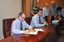 O presidente da Fomento Paraná, Juraci Barbosa Sobrinho, a Diretoria Executiva e os colaboradores da instituição assinaram nesta terça-feira (2) a versão 2013 dos Contratos de Gestão. 