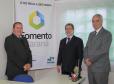 Prefeitura de Quatro Barras terá um espaço do Banco Empreendedor para facilitar o acesso de empreendedores locais a linhas de crédito com juros reduzidos. O prefeito de Quatro Barras, Loreno Tolardo, o presidente da Fomento Paraná, Juraci Barbosa, e o secretário de Estado do Turismo, Jackson Pitombo Cavalcante Filho, conheceram o novo espaço.