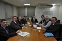 A Fomento Paraná recebeu nesta semana uma comitiva do Banco Interamericano de Desenvolvimento (BID) para reuniões de avaliação do desempenho financeiro do Sistema de Financiamento aos Municípios (SFM). O especialista em mercados financeiros Eduardo Sierra, líder da missão, disse que o objetivo é fortalecer o SFM, operacionalizado pela Fomento Paraná e pelo Paranacidade. 
