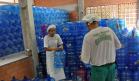 O calor quase insuportável para a maioria dos paranaenses neste período de verão está fazendo a alegria de uma pequena empresa familiar instalada no litoral paranaense. 