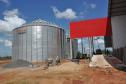 A produção de arroz da Cooperativa de Comercialização e Reforma Agrária Avante (Coana), que reúne 1.300 famílias cooperadas em Querência do Norte, no Noroeste do Paraná, deve dobrar nos próximos anos. O incremento da produção está sendo viabilizado por meio de um financiamento concedido em julho de 2013 pela Fomento Paraná.