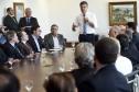 Governador Beto Richa, acompanhado pelo, Secretário de Desenvolvimento Urbano, Ratinho Junior, Presidente da Fomento Paraná, Juraci Barbosa Sobrinho, Deputados, Hussein Bakri, Alexandre Curi, Luiz Claudio Romanelli e demais autoridades, assina Contrato de Financiamento referente a Obras de Infraestrutura Urbana e Aquisição de Equipamentos Viários com os Prefeitos dos Municípios de Arapoti, Braz Rizzi e Tapejara, Noé Caldeira Brandt