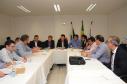 A Fomento Paraná entregou ao ministro das Cidades, Gilberto Kassab, um conjunto de solicitações para facilitar o repasse de recursos para financiar obras de mobilidade urbana e saneamento nos municípios paranaenses com recursos do FGTS. O encontro aconteceu em Cascavel, dia 24 de abril, durante a 4ª Assembleia Geral da Associação dos Municípios do Oeste do Paraná (Amop).