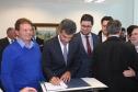 Governador Beto Richa assina com a Fomento Paraná liberação de licitação e homologação para obras de infraestrutura urbana nos municípios de Coronel Domingos Soares, Jesuítas, Ouro Verde do Oeste e Tamboara, e a liberação de licitações e homologações para obras de infraestrurura e aquisição de equipamentos pela Secretaria de Desenvolvimento Urbano (SEDU) para os municípios de Antonina, Andirá, Arapongas, Araucária, Boa Esperança, Campo Largo, Carambeí, Cianorte, Esperança Nova,