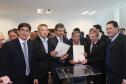 Governador Beto Richa assina com a Fomento Paraná liberação de licitação e homologação para obras de infraestrutura urbana nos municípios de Coronel Domingos Soares, Jesuítas, Ouro Verde do Oeste e Tamboara, e a liberação de licitações e homologações para obras de infraestrurura e aquisição de equipamentos pela Secretaria de Desenvolvimento Urbano (SEDU) para os municípios de Antonina, Andirá, Arapongas, Araucária, Boa Esperança, Campo Largo, Carambeí, Cianorte, Esperança Nova,