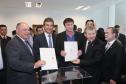 Governador Beto Richa assina com a Fomento Paraná liberação de licitação e homologação para obras de infraestrutura urbana nos municípios de Coronel Domingos Soares, Jesuítas, Ouro Verde do Oeste e Tamboara, e a liberação de licitações e homologações para obras de infraestrurura e aquisição de equipamentos pela Secretaria de Desenvolvimento Urbano (SEDU) para os municípios de Antonina, Andirá, Arapongas, Araucária, Boa Esperança, Campo Largo, Carambeí, Cianorte, Esperança Nova,