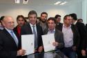 Governador Beto Richa assina com a Fomento Paraná liberação de licitação e homologação para obras de infraestrutura urbana nos municípios de Coronel Domingos Soares, Jesuítas, Ouro Verde do Oeste e Tamboara, e a liberação de licitações e homologações para obras de infraestrurura e aquisição de equipamentos pela Secretaria de Desenvolvimento Urbano (SEDU) para os municípios de Antonina, Andirá, Arapongas, Araucária, Boa Esperança, Campo Largo, Carambeí, Cianorte, Esperança Nova,