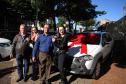 Três motoristas de táxi do município receberam chaves dos novos veículos em evento realizado na sexta-feira (19), com a participação de autoridades municipais e representantes da Fomento Paraná.