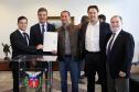 Governador Beto Richa autoriza e  homologa licitações de obras, serviços, compra de maquinários e equipamentos rodoviários para oito municípios: Arapoti, Colorado, Coronel Domingos Soares, Juranda, Mandaguaçu, Mariluz, Sulina e Terra Roxa