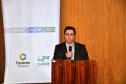 Representantes da Innovare Química do Brasil assinam contrato da linha Inovacred com a Fomento Paraná.