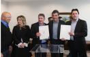 Governador Beto Richa autoriza mais R$ 46,6 milhões para investimento em 25 municípios.Curitiba, 15/07/2015.Foto: Orlando Kissner/ANPr