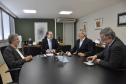 O presidente da Fomento Paraná, Juraci Barbosa, e o presidente do Instituto Regional de Desenvolvimento Econômico e Social (IRDES), Aldair Rizzi, assinaram um acordo de cooperação técnica nesta quarta (2/9), em Curitiba. Pelo convênio, o IRDES atuará como facilitador junto a empresas de Pato Branco e Região em processos de financiamento pelas linhas do Banco do Empreendedor.