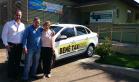 O motorista de táxi Benedito Raimundo Morais, conhecido como “Benê”, morador de Ibiporã, no Norte do estado, é um dos mais novos beneficiários de um financiamento da linha Banco do Empreendedor Taxistas, da Fomento Paraná.