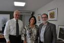 A presidente da Associação Comercial e Empresarial de Andirá – ACEAD, Silvia Flores, e o presidente da Fomento Paraná, Juraci Barbosa, assinaram nesta quinta-feira (10/12), em Curitiba, um termo de cooperação técnica com a Fomento Paraná, para implantar o programa Banco do Empreendedor em Andirá.