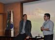 Palestra promovida pela UniFomento nesta terça (18/10) com Ike Weber, um jornalista curitibano que se anuncia como executivo, empreendedor e viajante, para transmitir noções e conceitos de empreendedorismo.