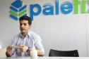 A microempresa curitibana de biotecnologia Novelty Partners produz um adesivo antiderrapante para embalagens da indústria. O produto, denominado palefix, que foi idealizado pelo empreendedor Danniel Salomão (foto), e seus sócios há dez anos, está revolucionando o transporte e deslocamento em armazéns e estoques industriais. 