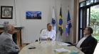 O presidente da Fomento Paraná, Juraci Barbosa, e o diretor de Operações do Setor Público, Omar Sabbag Filho, reuniram-se com o prefeito de Campo Largo, Marcelo Puppi, nesta quinta (17/2), para falar sobre novos financiamentos para apoiar empreendedores privados do município, bem como para obras públicas. 