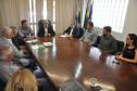 O presidente da Fomento Paraná, Juraci Barbosa, e o diretor de Operações do Setor Público, Omar Sabbag Filho, reuniram-se com o prefeito de Campo Largo, Marcelo Puppi, nesta quinta (17/2), para falar sobre novos financiamentos para apoiar empreendedores privados do município, bem como para obras públicas. 