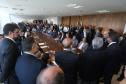 Prefeitos de 46 municípios, de diferentes regiões do Paraná, reuniram-se nesta quarta-feira (29) com o governador Beto Richa para solicitar autorização a pedidos de financiamentos, junto ao Governo do Estado, para investimentos nas cidades. No encontro, realizado no Palácio Iguaçu, em Curitiba, o governador autorizou o início dos trâmites. Somados, os projetos das prefeituras somam R$ 44,9 milhões. O crédito é da Fomento Paraná, pela linha Sistema de Financiamento dos Municípios (SFM).