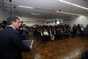 O governador Beto Richa autorizou a prefeitura de Foz do Iguaçu a iniciar os trâmites para a contratação, junto ao Governo do Estado, de financiamentos de R$ 18,6 milhões para investimentos. O município tem projetos para pavimentação de estradas rurais e recapeamento de vias urbanas