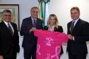 Ao receber a nova diretoria da Fomento Paraná, a governadora em exercício Cida Borghetti destacou a importância da instituição no financiamento aos micro e pequenos empresários e também empreendedores individuais.