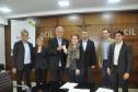 Instituição financeira do Governo do Estado assinou contratos com as associações comerciais de Londrina, Maringá e Ibiporã. Parceria facilita a contratação de financiamentos de R$ 20 mil a R$ 1,5 milhão para micro e pequenas empresas na região.