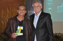 Agentes de crédito que se destacaram no desempenho de suas atividades nos municípios paranaenses foram homenageados com a entrega do Prêmio Fomento Paraná e Sebrae-PR de Microcrédito – 2017. Marcio Benito, de Prudentópolis, foi primeiro lugar como Agente Revelação.