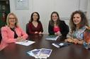 A diretora de Operações do Badesul, Jeanette Halmenschlager Lontra, acompanhada da superintendente de Setor Público, Márcia Meneghini Santana, e da técnica Alessandra Menegassi, foram atendidas pela gerente de Operações do Setor Público da Fomento Paraná, Ana Soraya Theobald, pelo diretor da área, Omar Sabbag Filho, e pelo diretor-presidente, Vilson Ribeiro de Andrade.