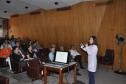 Palestra promovida pela UniFomento com a farmacêutica bioquímica Angela Zanlorenzi, voluntária da Rede Feminina de Combate ao Câncer, abordou a importância da alimentação saudável para prevenção do câncer.