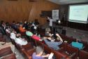 Palestra promovida pela UniFomento com a farmacêutica bioquímica Angela Zanlorenzi, voluntária da Rede Feminina de Combate ao Câncer, abordou a importância da alimentação saudável para prevenção do câncer.