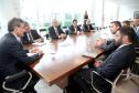 Projeto foi apresentado ao governador Beto Richa pelo executivo do grupo, Márcio Tiago Martins Arruda, nesta terça (23/1). A Yahsat tem sede em Abu Dhabi, nos Emirados Árabes Unidos, e quer instalar em Curitiba sua sede operacional no Brasil. 
