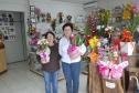 Marilde Nesello, de Toledo, transformou um orquidário em uma loja para comercializar flores e presentes e usa o microcrédito da Fomento Paraná como capital de giro.