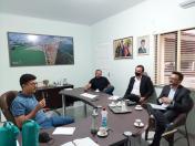Reunião com o prefeito de Curiúva, Natanael Moura dos Santos.