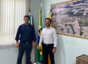 Reunião em Roncador, com o prefeito Vivaldo Lessa e o diretor Heraldo Neves