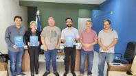 Em CAMPO MAGRO, o prefeito Claudio Casagrande e o vice Osmar Leonardi receberam a equipe acompanhados do secretário de Indústria e Comércio e Trabalho, Giovani Dariva, e da chefe de Gabinete, Joceni Gullak.