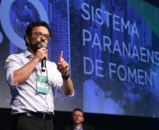 Heraldo Neves, diretor-presidente da Fomento Paraná, em palestra durante o evento Governo 5.0, em Foz do Iguaçu.
