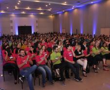 Encontro de Agentes de Crédito em Foz do Iguaçu - agentes de crédito e de desenvolvimento em auditório lotado com mais de 300 pessoas.