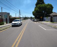 Pavimentação e urbanização de ruas, com pavimento, calçadas e paisagismo, em Campina Grande do Sul, realizada com recursos do SFM.