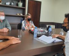Em JURANDA, reunião com a prefeita Leila Amadei 